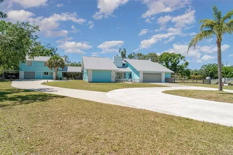 1305 Greenfield Circle Venice FL 34292