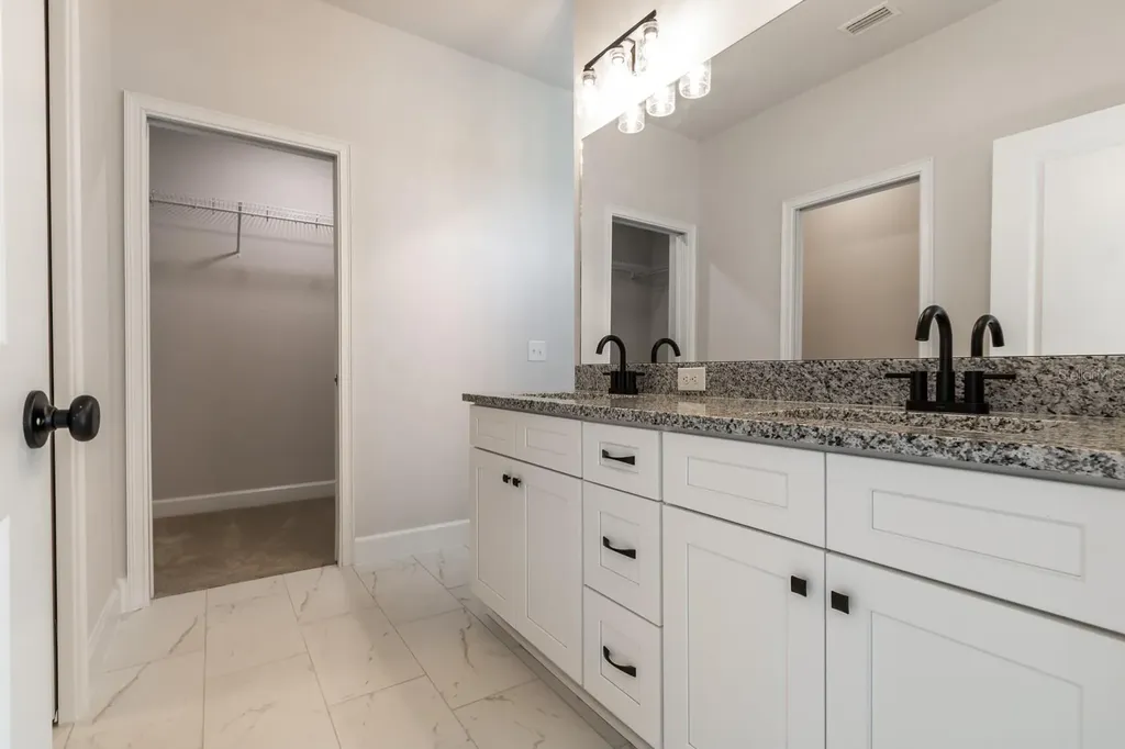12560 NW 159 Way Alachua FL 32615