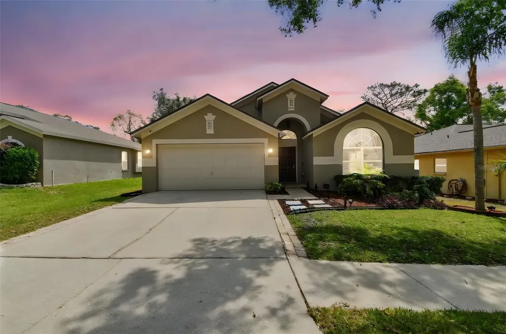 2719 Brookville Drive Valrico FL 33596