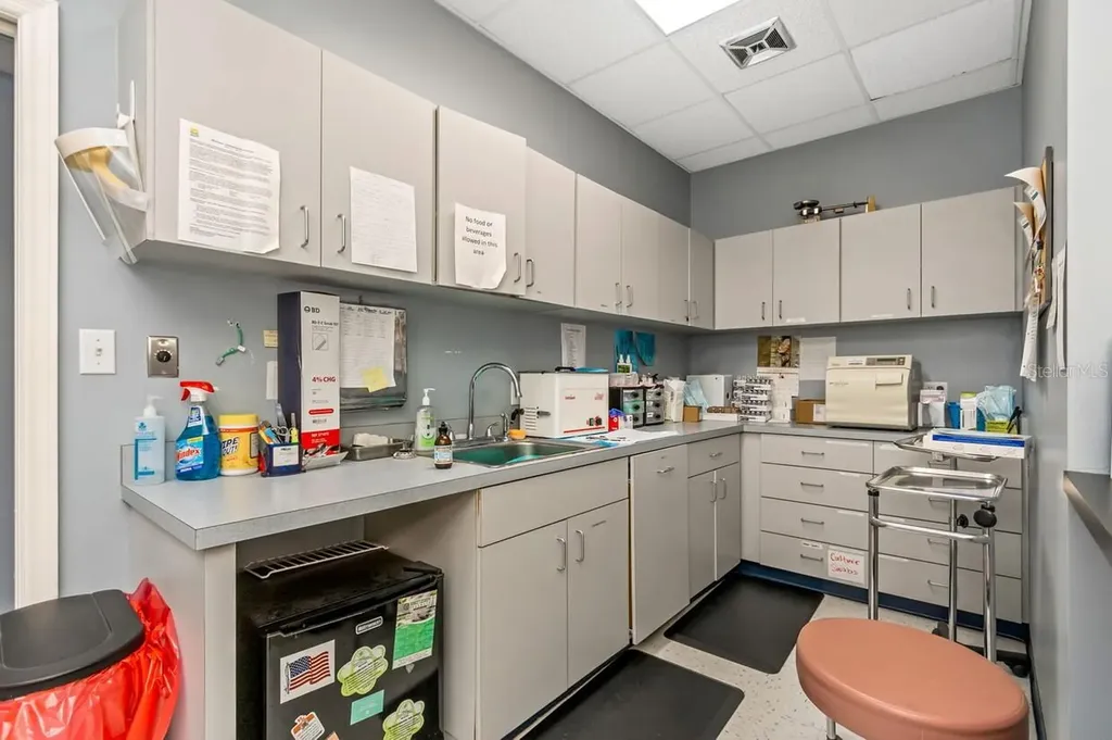 7641 66th Street N Pinellas Park FL 33781