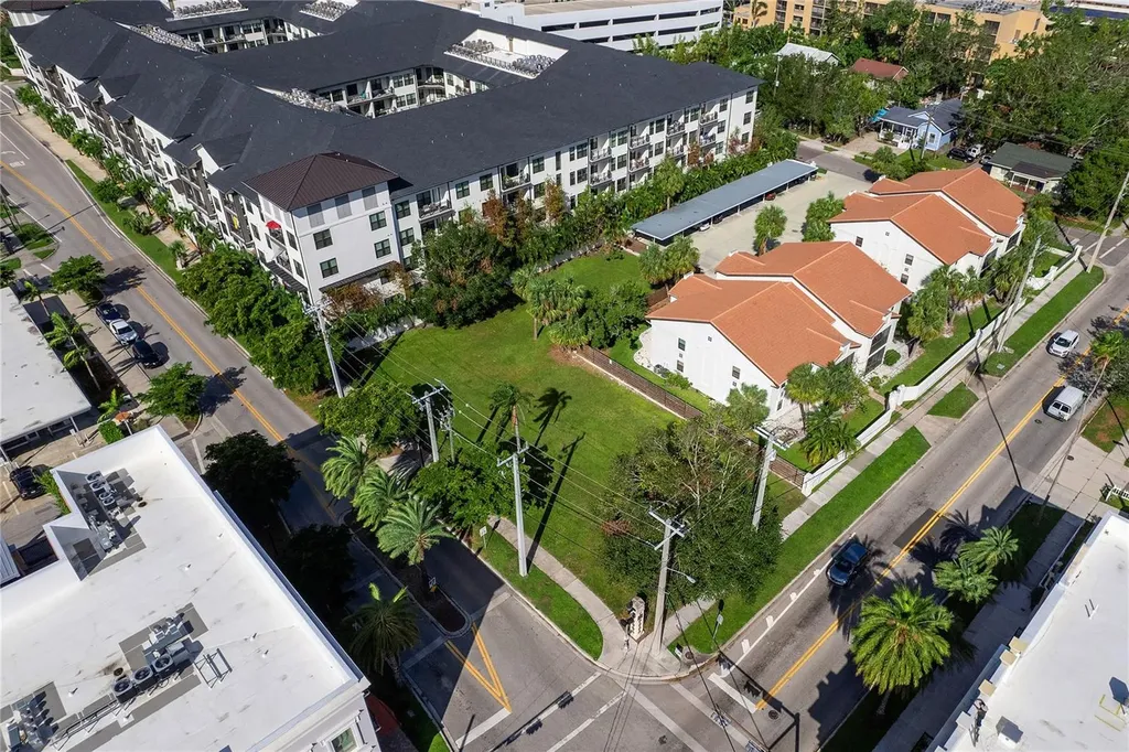 1575 Boulevard Of The Arts Sarasota FL 34236