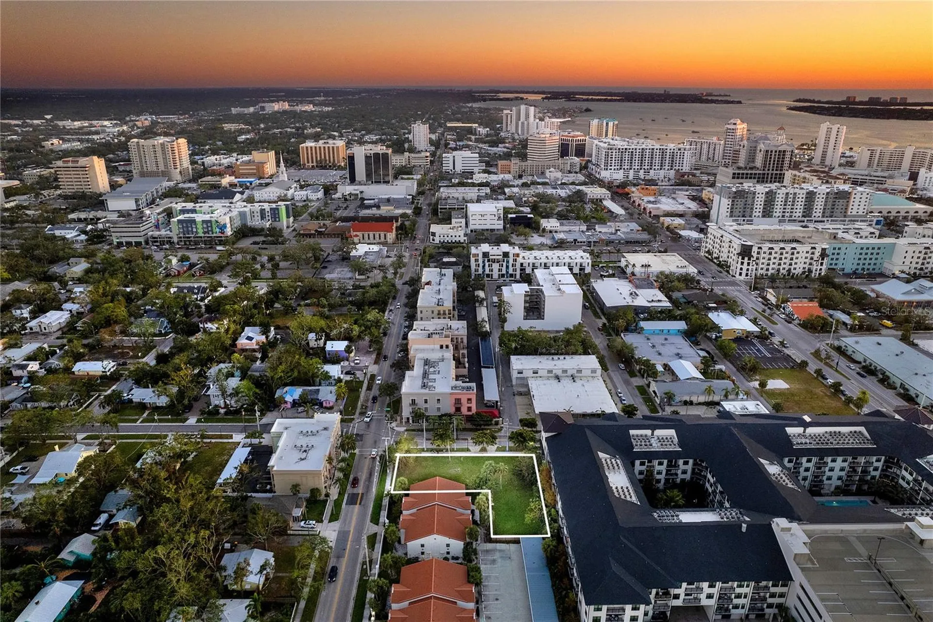 1575 Boulevard Of The Arts Sarasota FL 34236