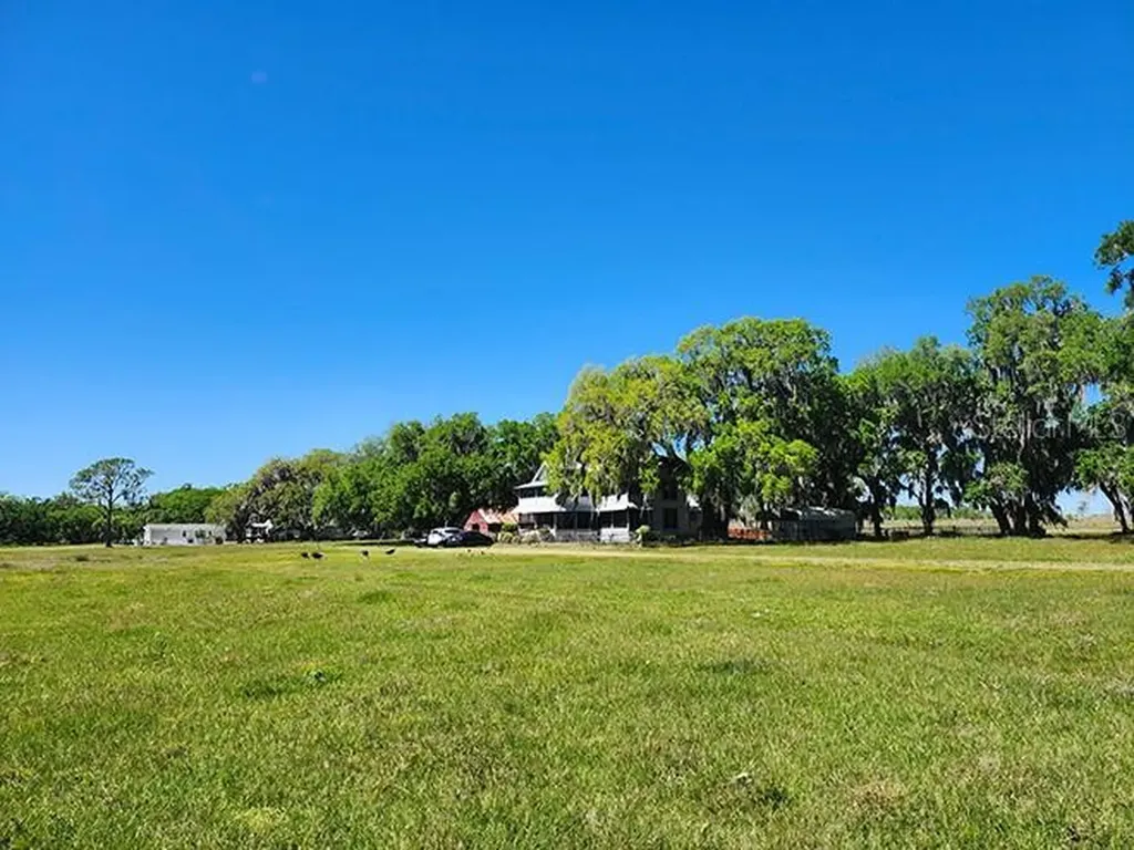3650 Lake Tohopekaliga Road St Cloud FL 34772