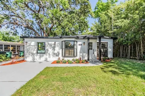 120 12th Avenue N Safety Harbor FL 34695