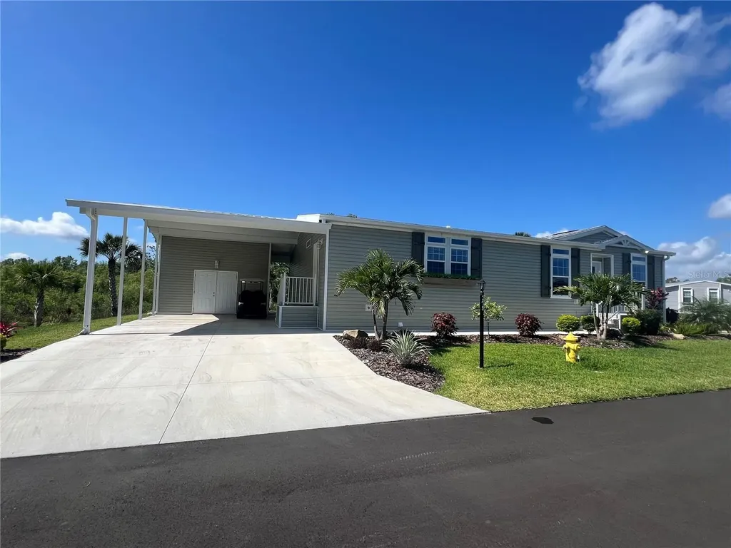 12116 SW Cr 769 SW County Road 769 Lake Suzy FL 34269