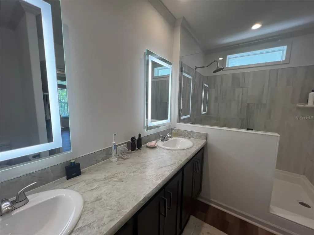 12116 SW Cr 769 SW County Road 769 Lake Suzy FL 34269