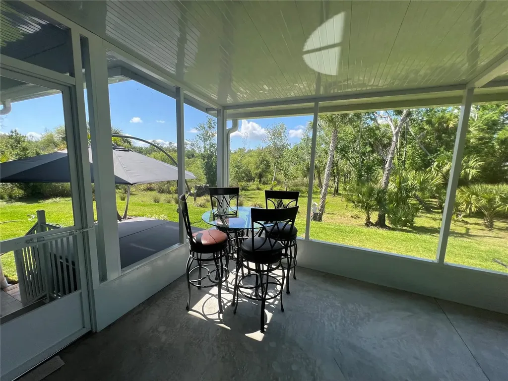 12116 SW Cr 769 SW County Road 769 Lake Suzy FL 34269