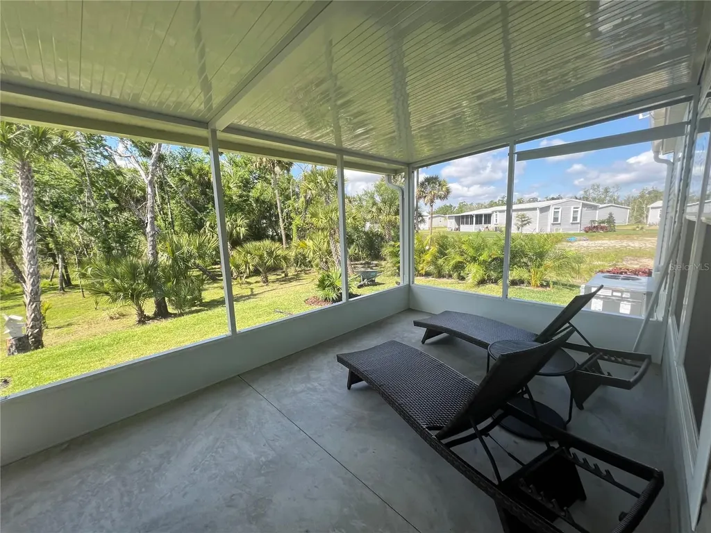 12116 SW Cr 769 SW County Road 769 Lake Suzy FL 34269