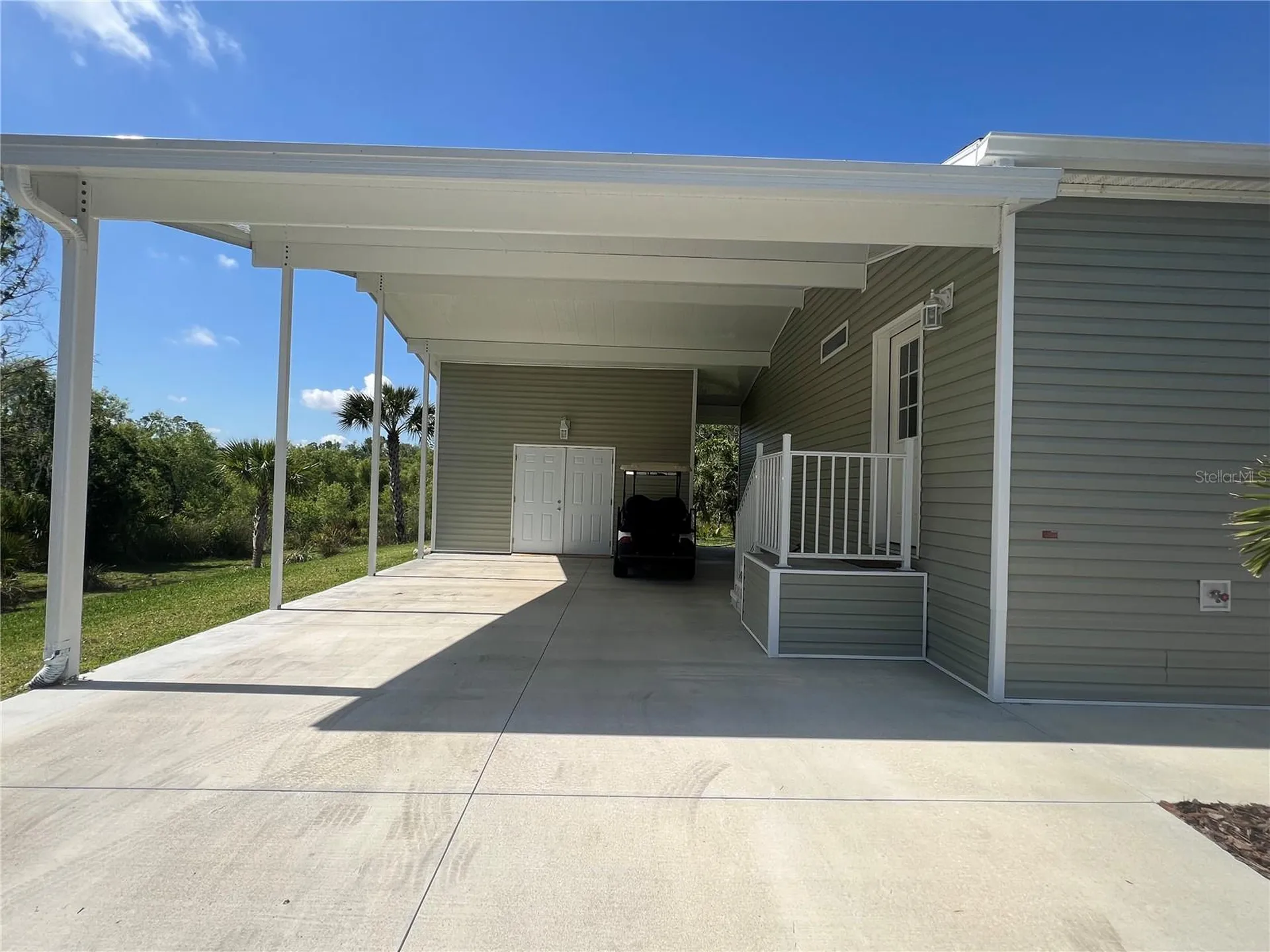 12116 SW Cr 769 SW County Road 769 Lake Suzy FL 34269