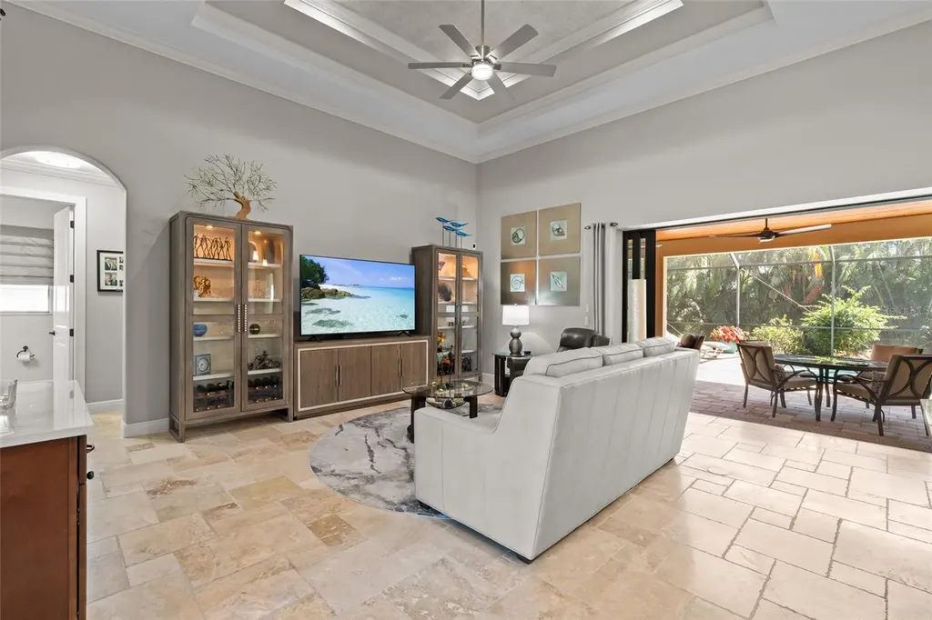 2542 SW 38th Street Cape Coral FL 33914