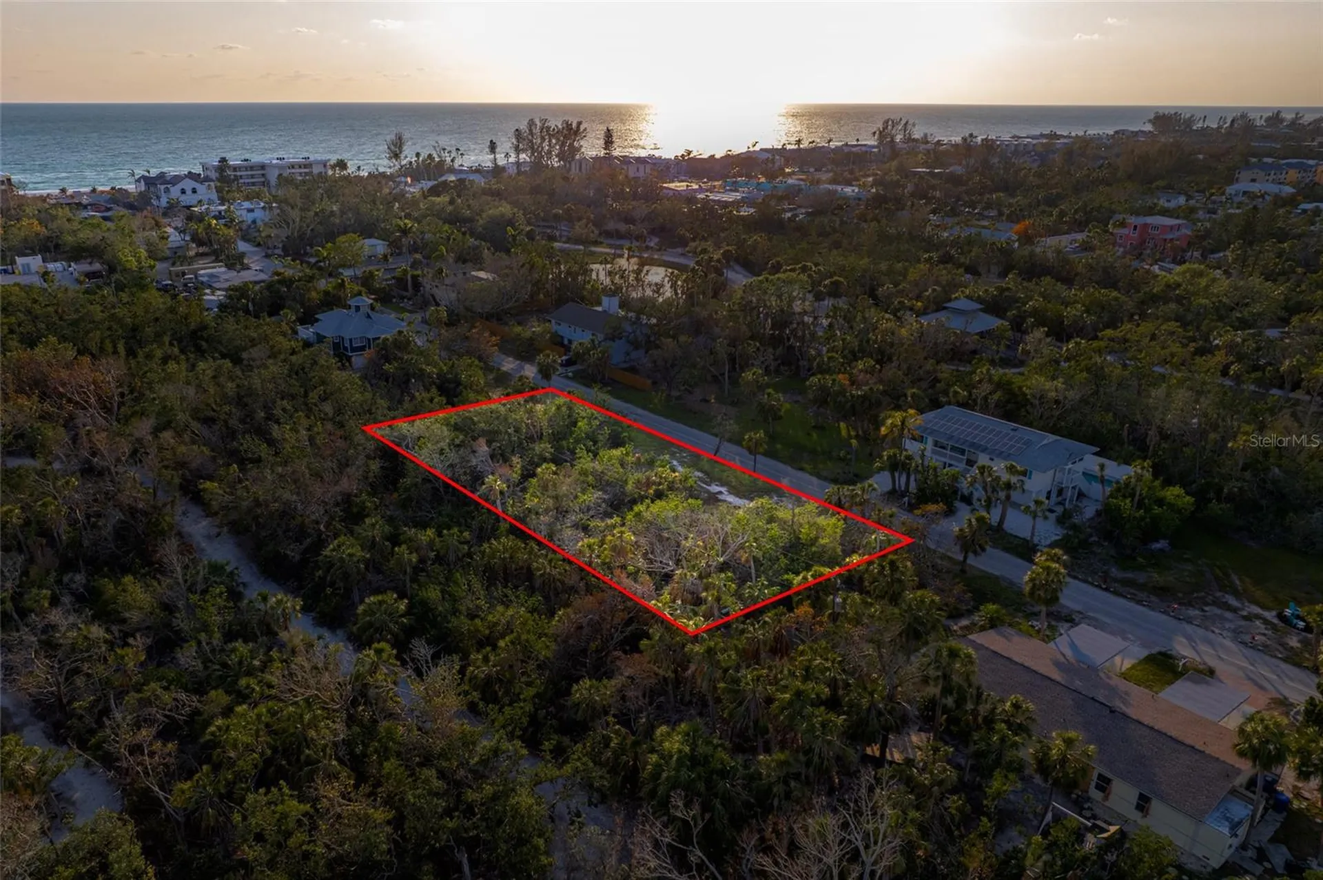 560 Gulf Bay Road Longboat Key FL 34228