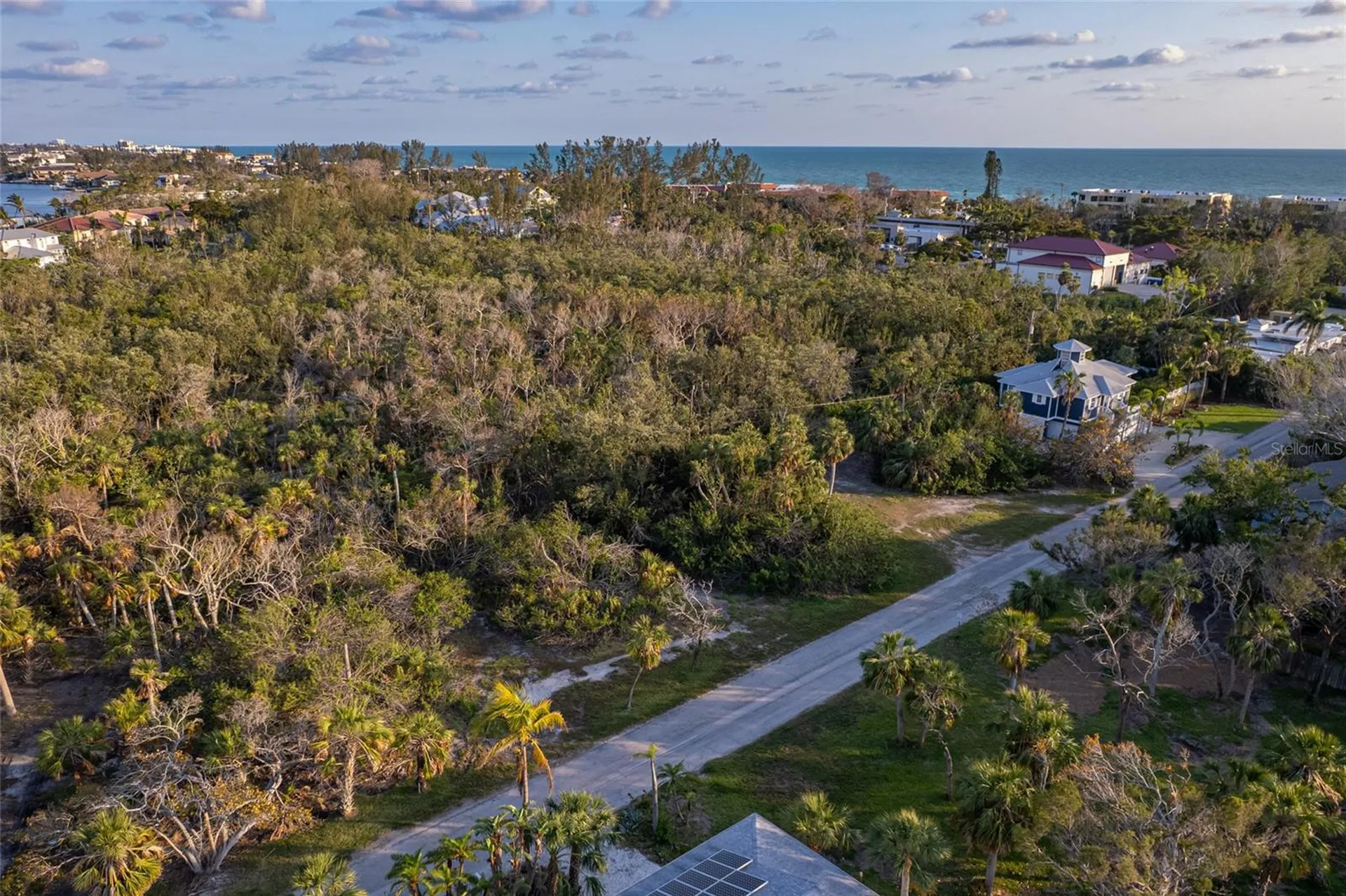 560 Gulf Bay Road Longboat Key FL 34228