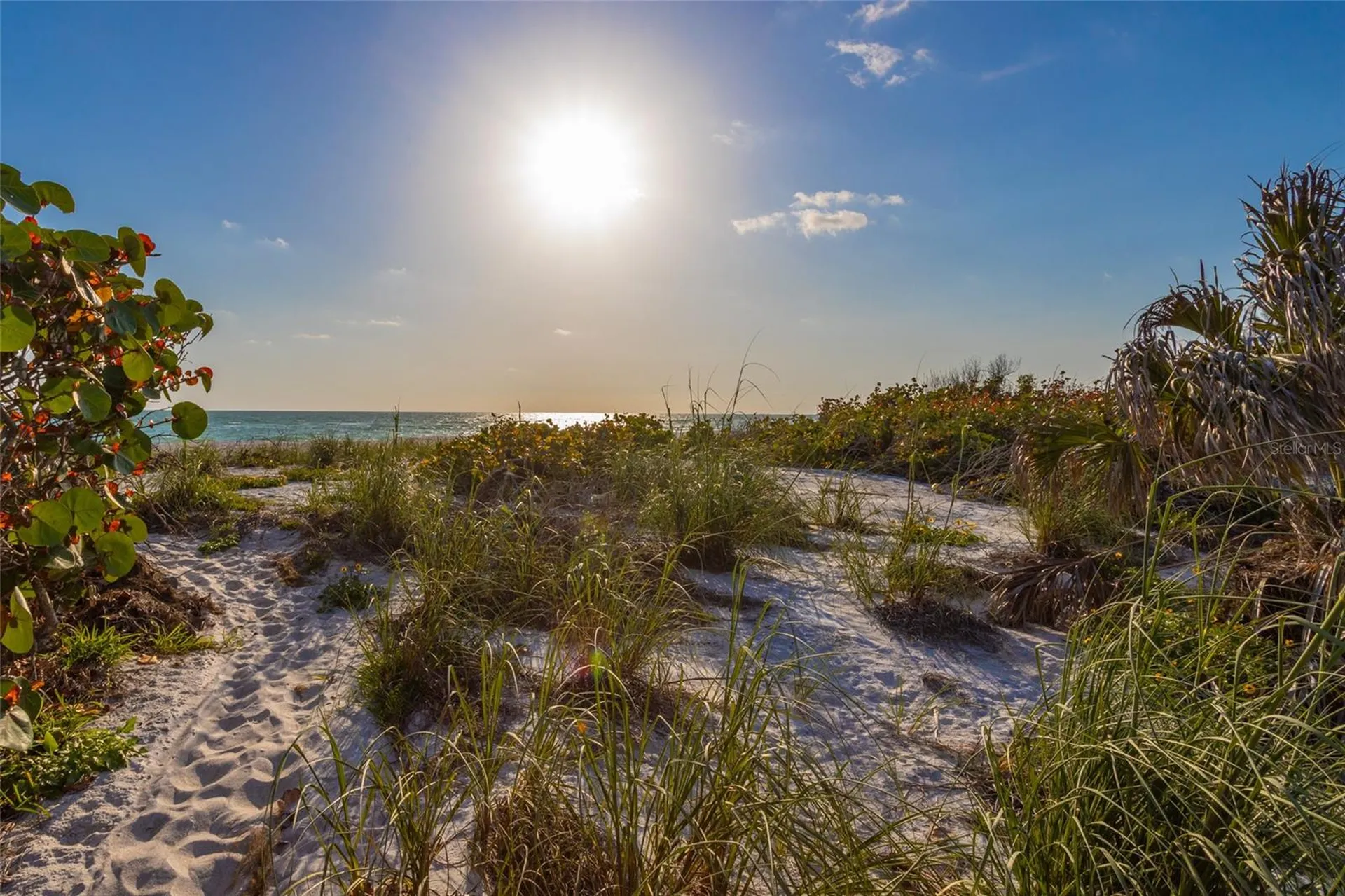560 Gulf Bay Road Longboat Key FL 34228