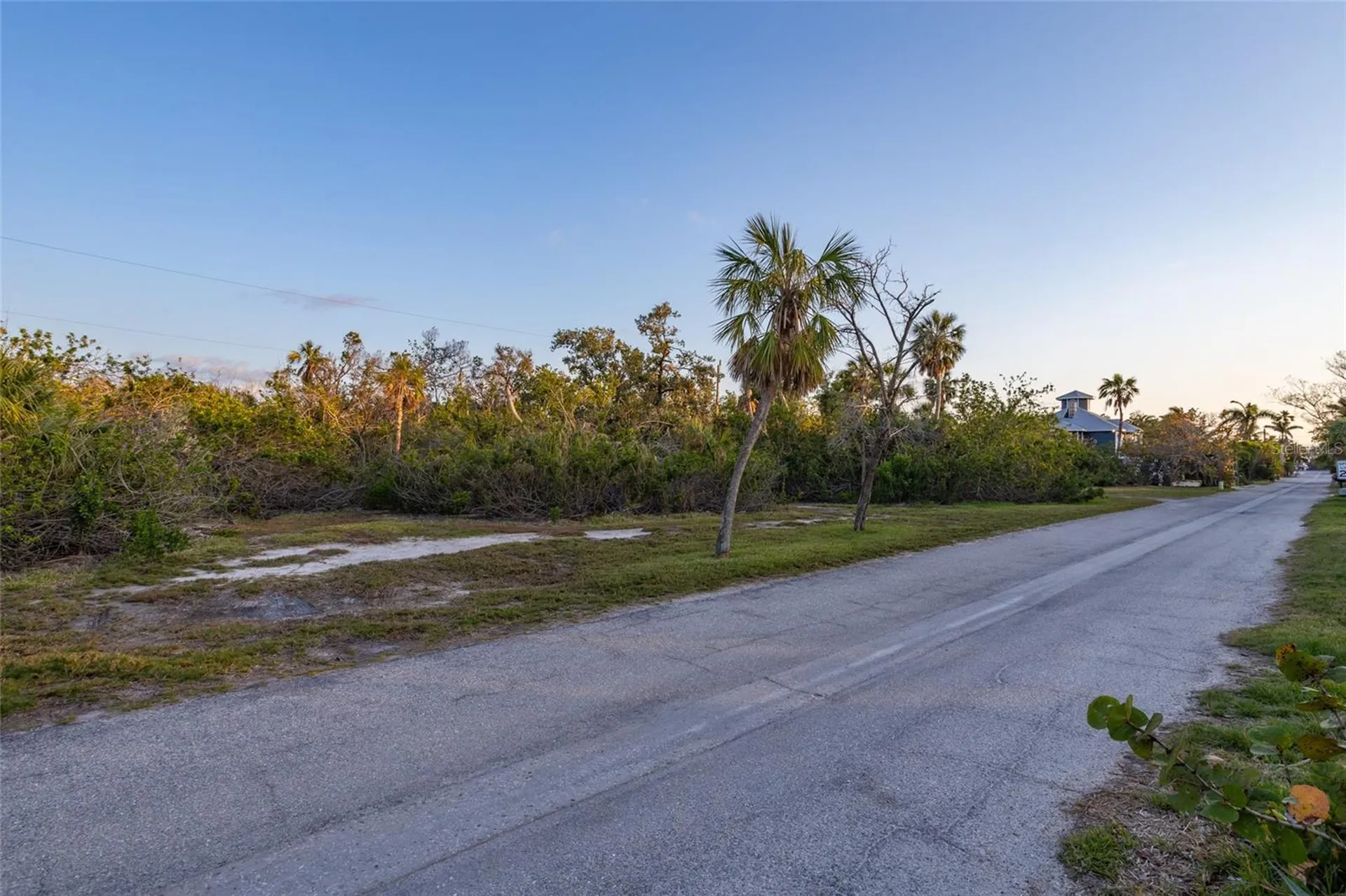 560 Gulf Bay Road Longboat Key FL 34228