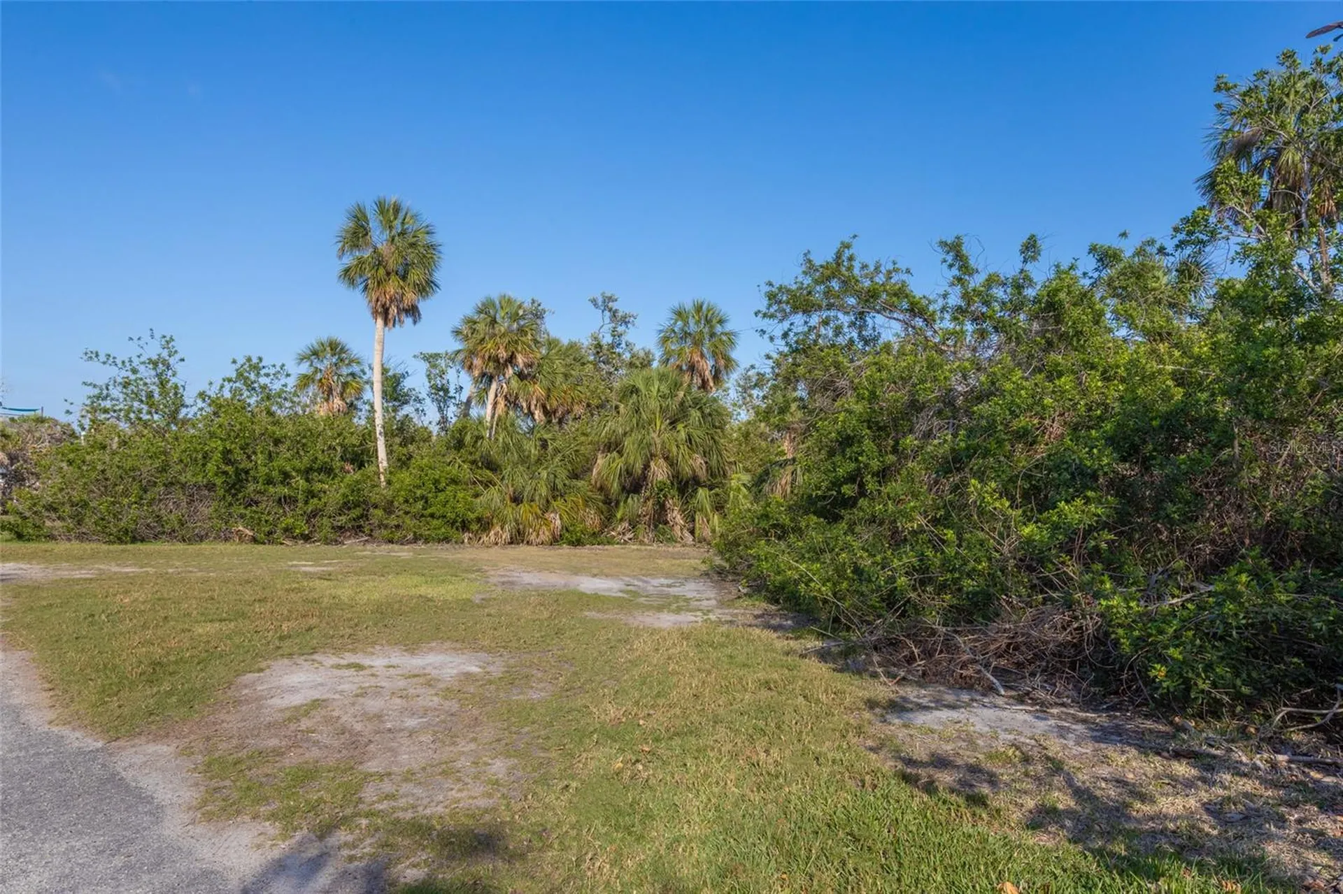 560 Gulf Bay Road Longboat Key FL 34228