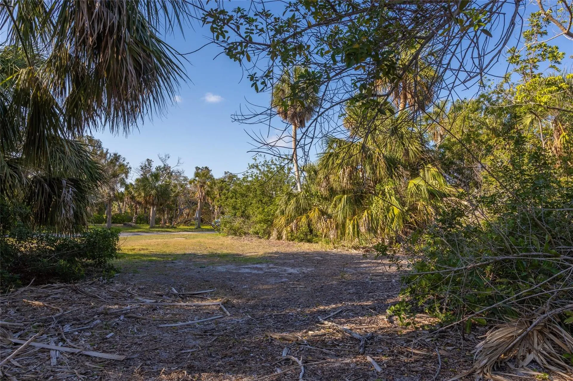 560 Gulf Bay Road Longboat Key FL 34228