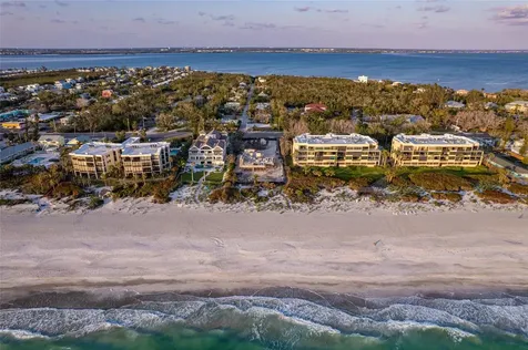 560 Gulf Bay Road Longboat Key FL 34228