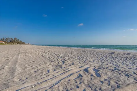 560 Gulf Bay Road Longboat Key FL 34228