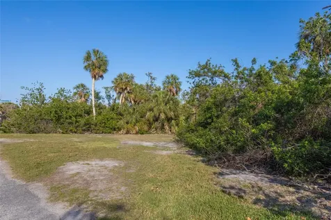 560 Gulf Bay Road Longboat Key FL 34228