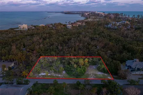 560 Gulf Bay Road Longboat Key FL 34228