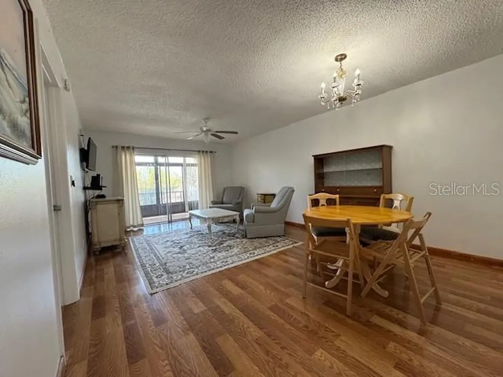 11485 Oakhurst Road Largo FL 33774