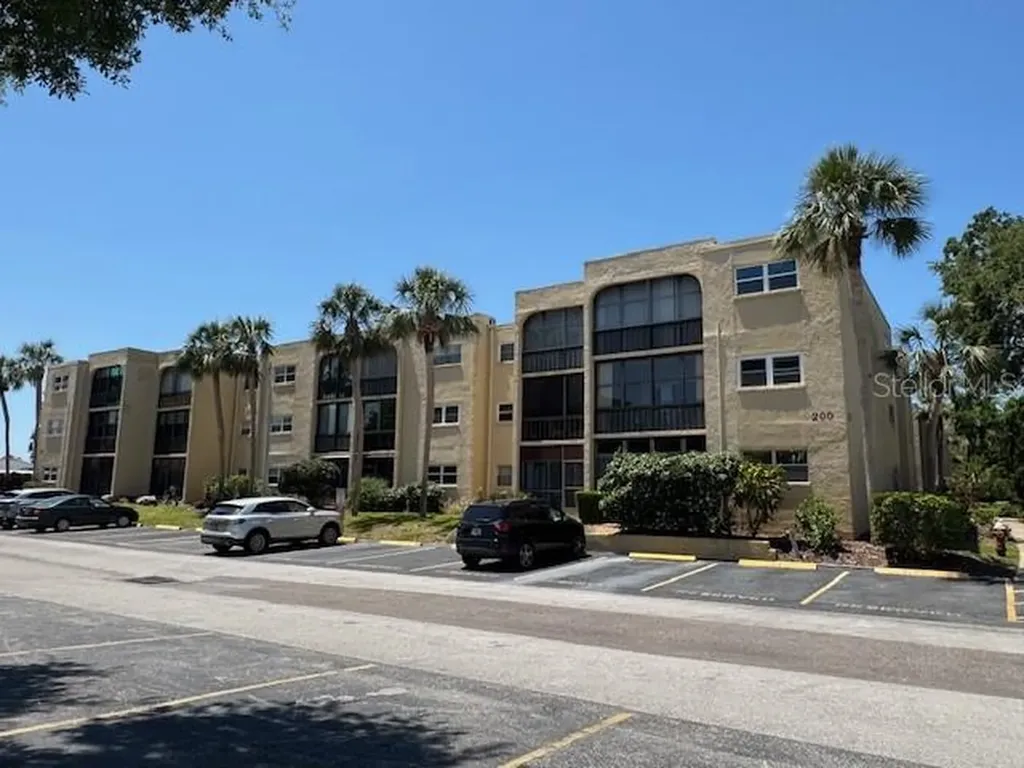 11485 Oakhurst Road Largo FL 33774