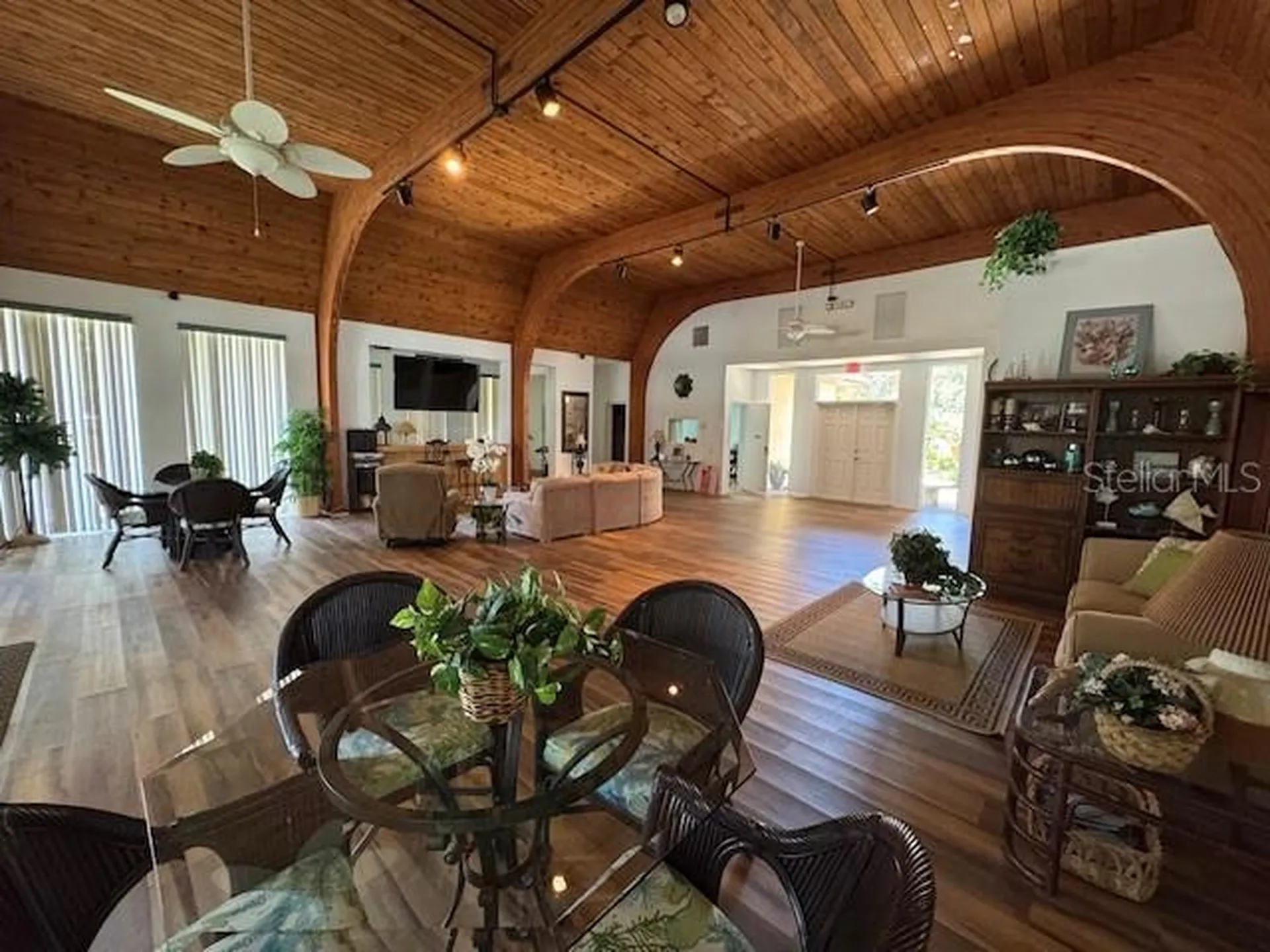 11485 Oakhurst Road Largo FL 33774