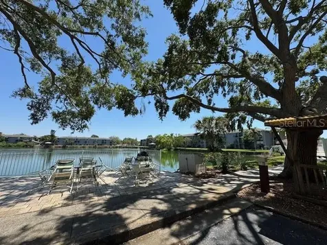 11485 Oakhurst Road Largo FL 33774