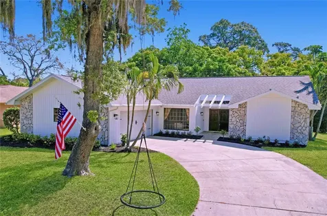 2473 Indian Trail W Palm Harbor FL 34683