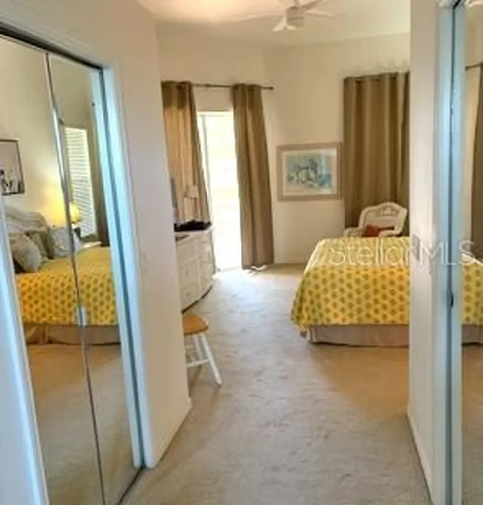 8974 Grey Oaks Avenue Sarasota FL 34238