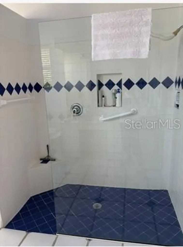 8974 Grey Oaks Avenue Sarasota FL 34238