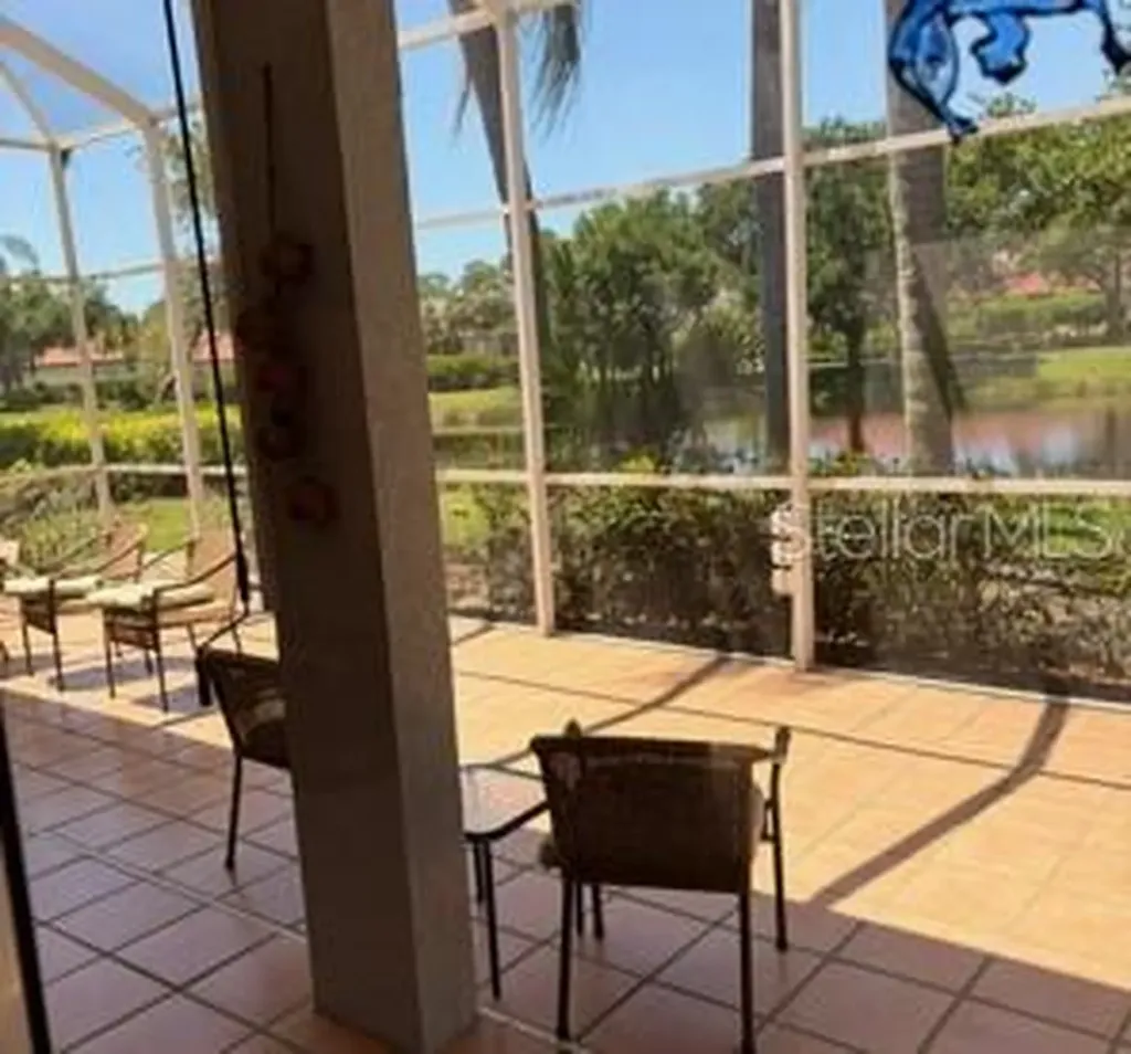 8974 Grey Oaks Avenue Sarasota FL 34238