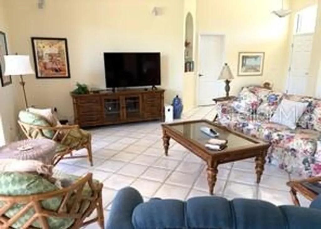 8974 Grey Oaks Avenue Sarasota FL 34238