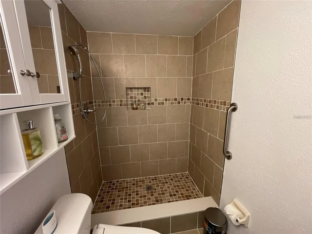 5736 Colonial Drive New Port Richey FL 34653