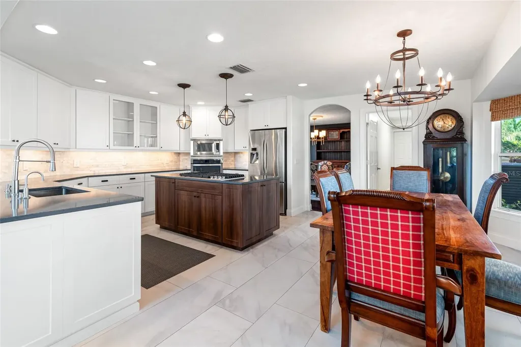 6315 Marbella Boulevard Apollo Beach FL 33572