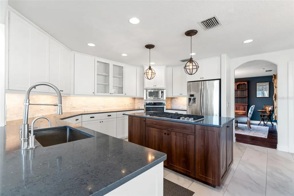 6315 Marbella Boulevard Apollo Beach FL 33572