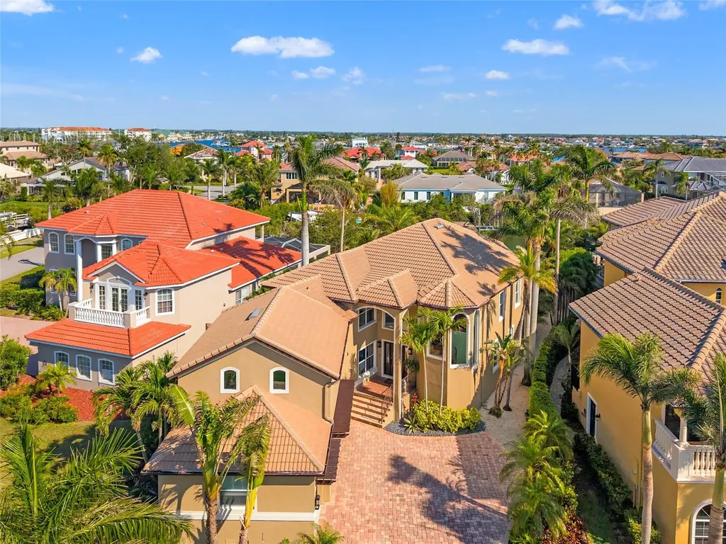 6315 Marbella Boulevard Apollo Beach FL 33572