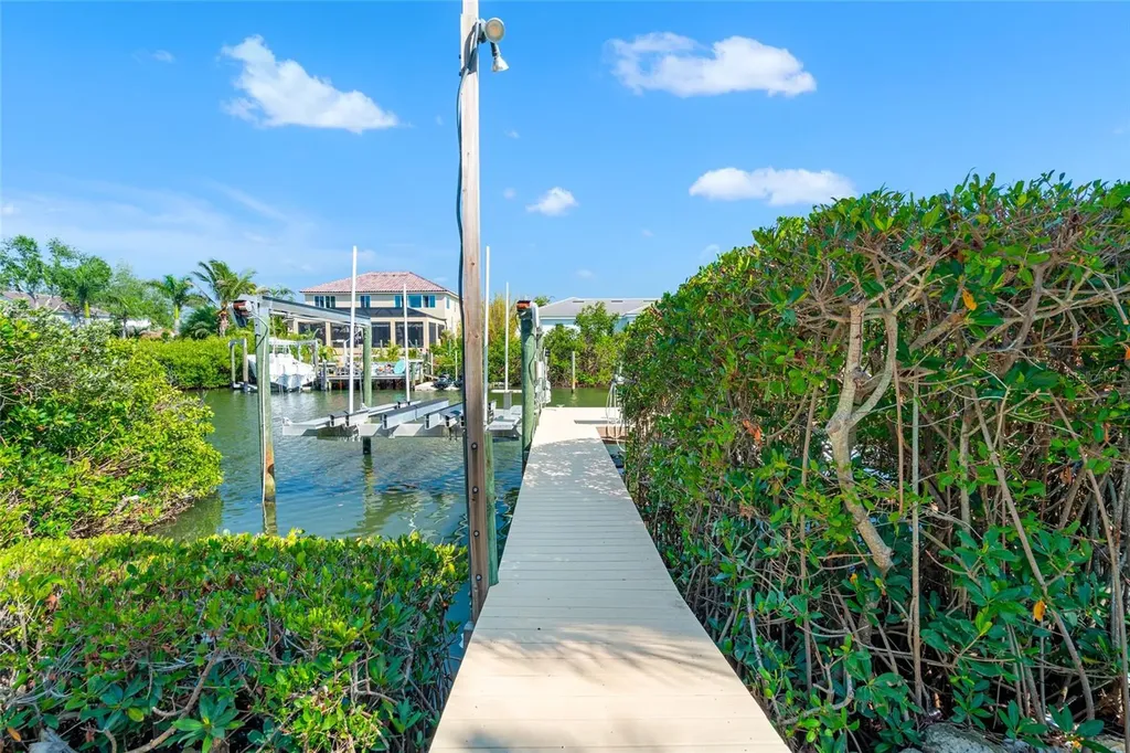 6315 Marbella Boulevard Apollo Beach FL 33572