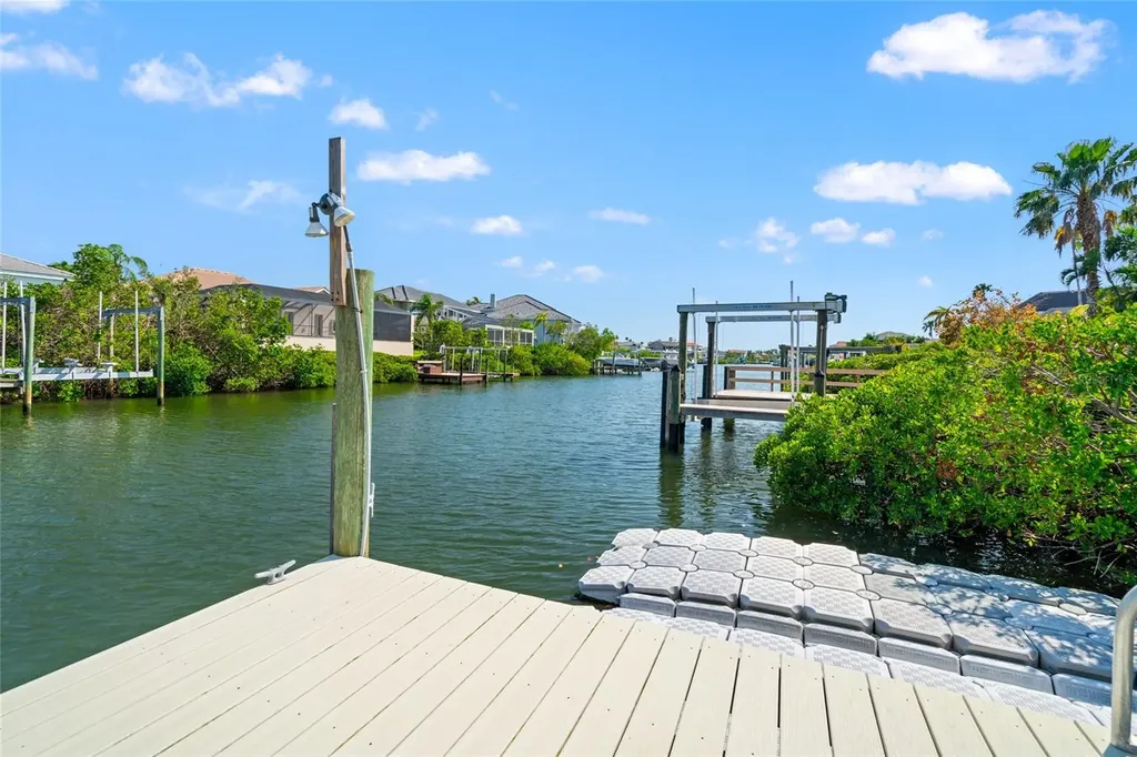 6315 Marbella Boulevard Apollo Beach FL 33572