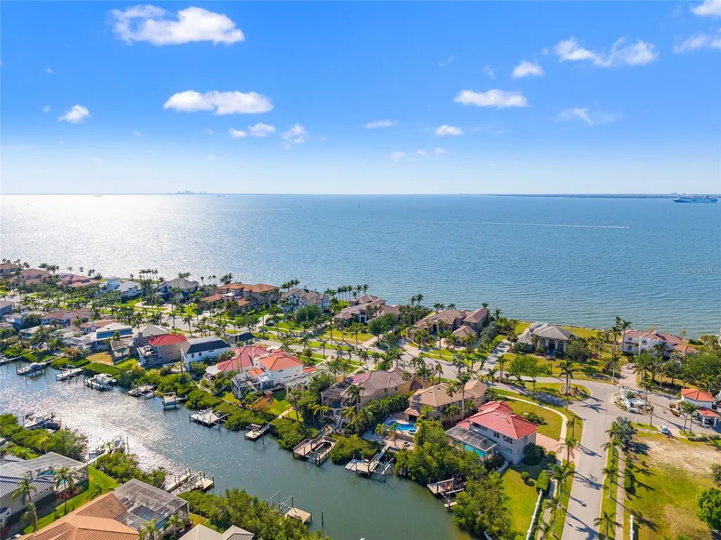 6315 Marbella Boulevard Apollo Beach FL 33572