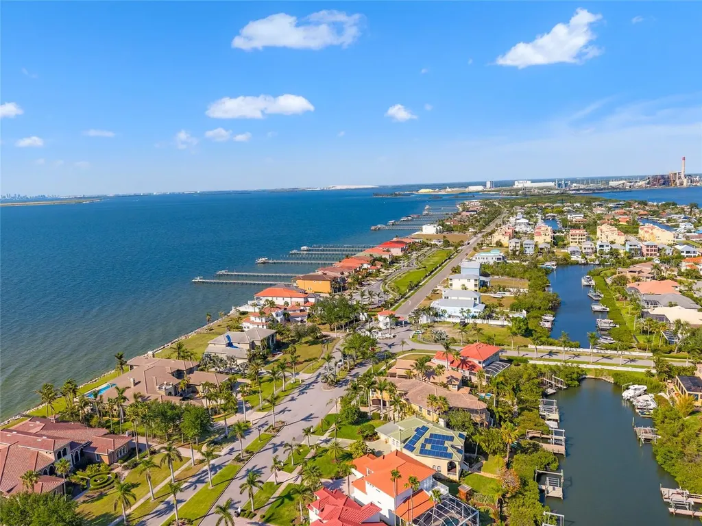 6315 Marbella Boulevard Apollo Beach FL 33572