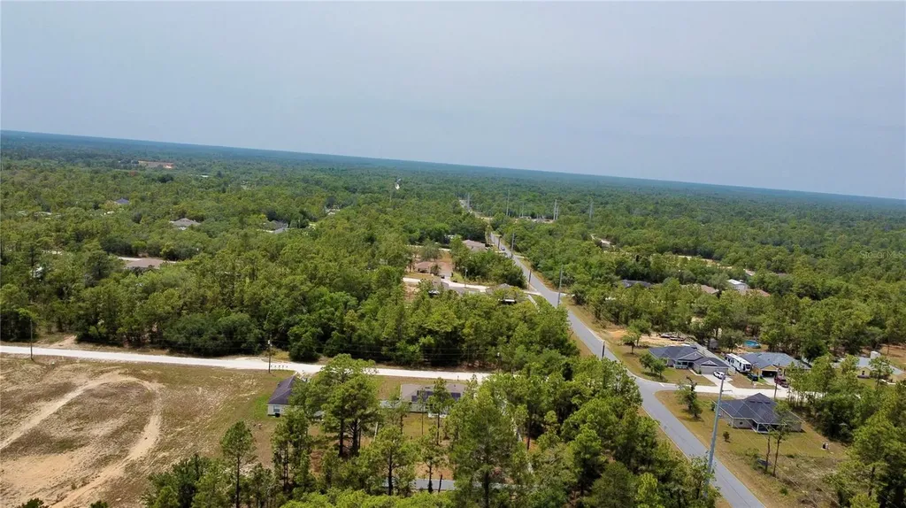 13486 English Sparrow Road Weeki Wachee FL 34614