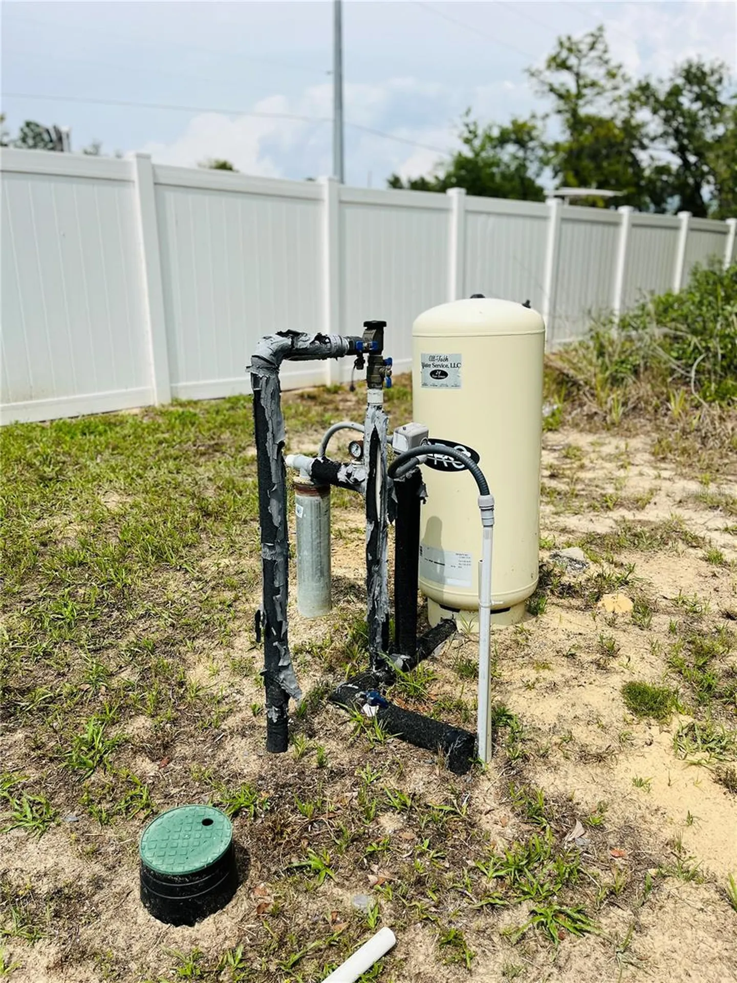 13486 English Sparrow Road Weeki Wachee FL 34614