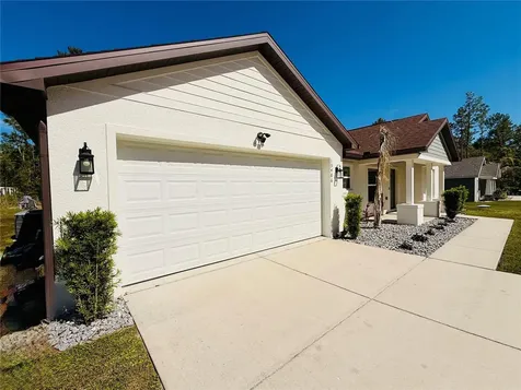 13486 English Sparrow Road Weeki Wachee FL 34614