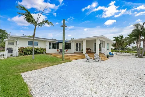 1907 4th Street W Palmetto FL 34221