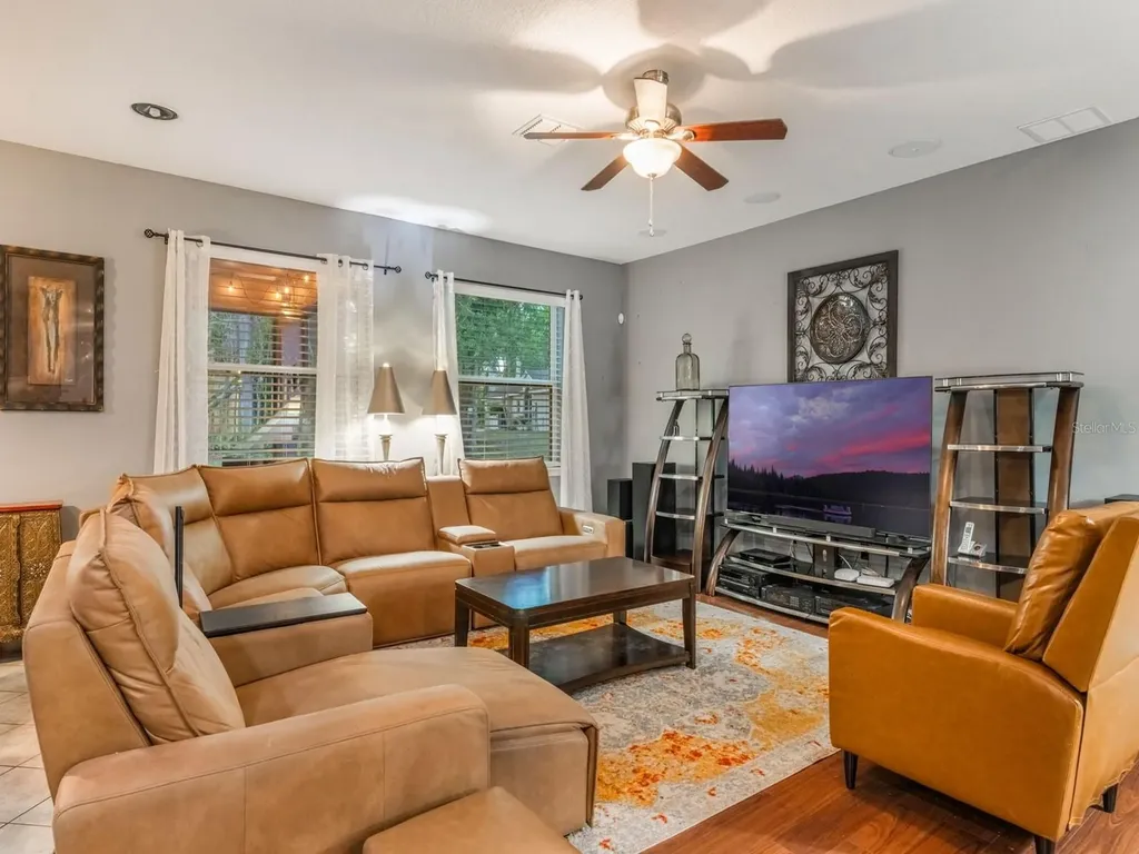925 Counts Crest Circle Apopka FL 32712