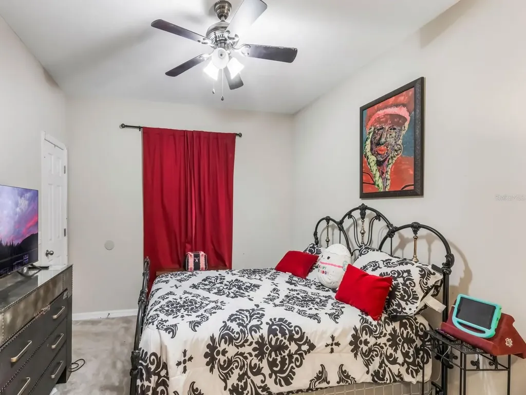 925 Counts Crest Circle Apopka FL 32712