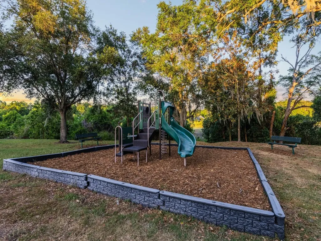 925 Counts Crest Circle Apopka FL 32712