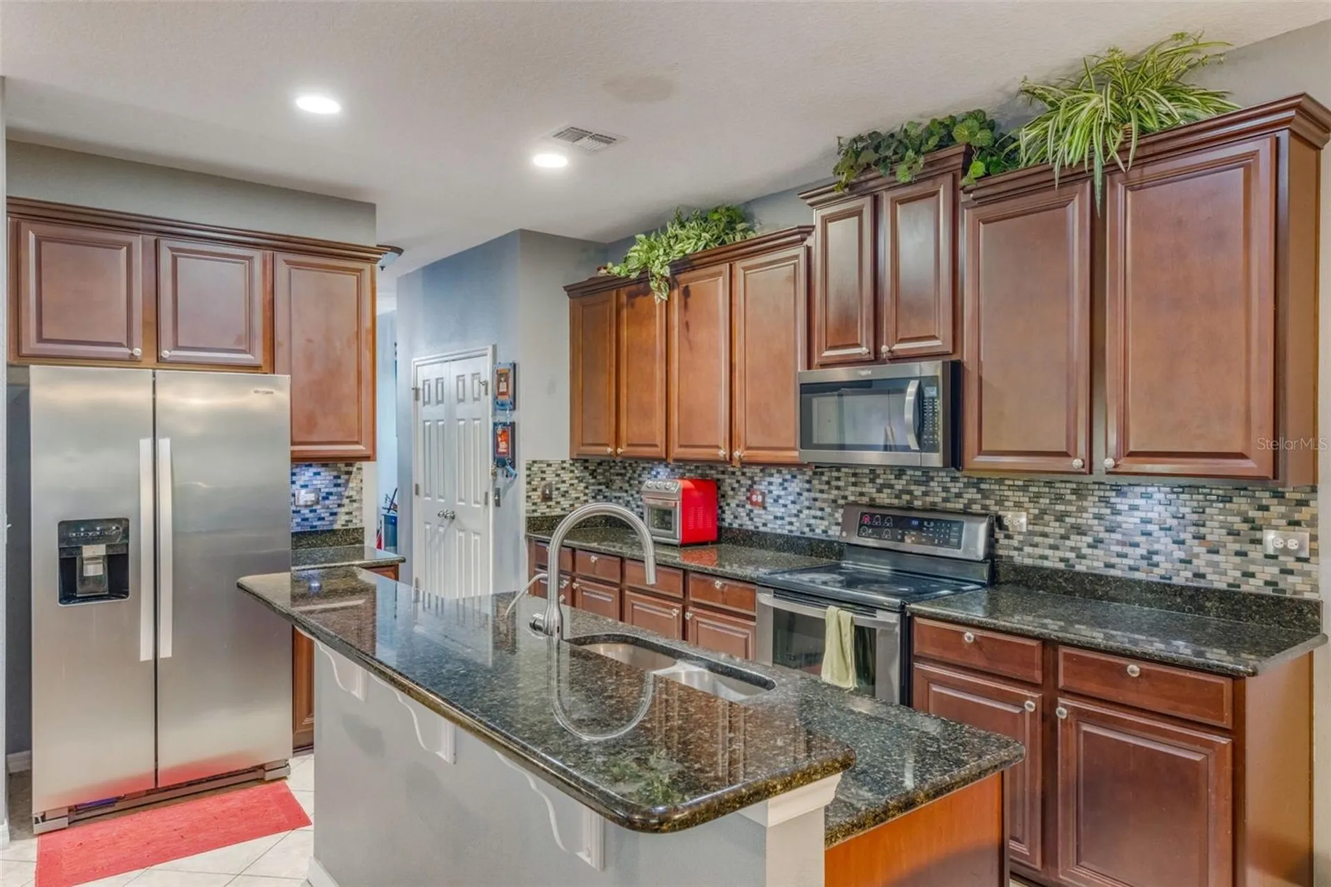925 Counts Crest Circle Apopka FL 32712