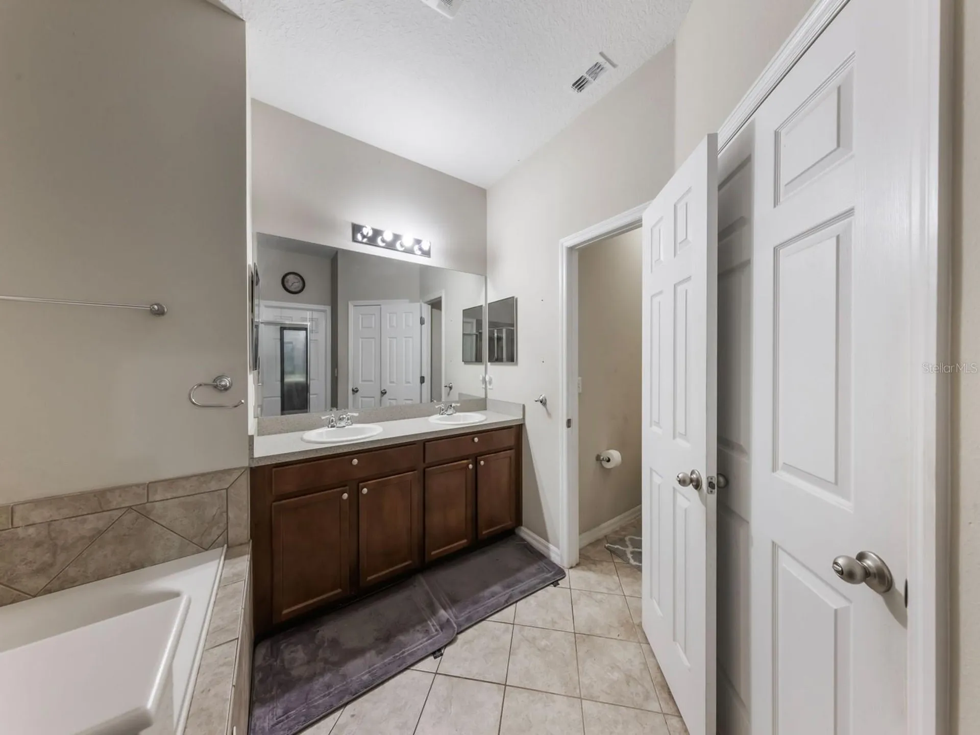 925 Counts Crest Circle Apopka FL 32712